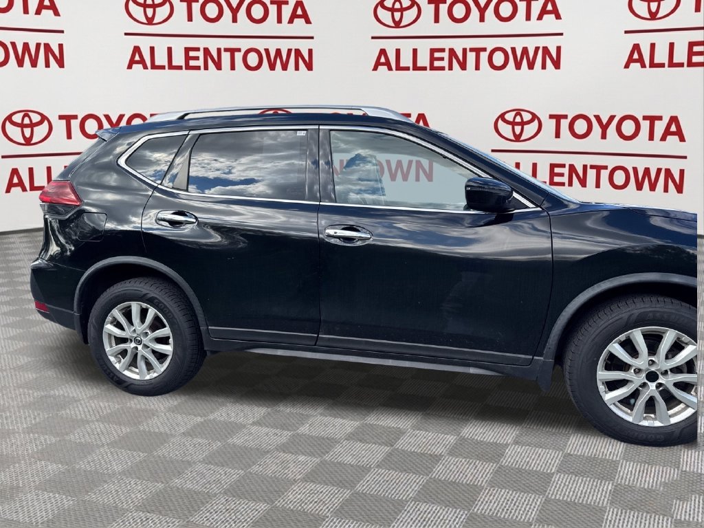 Used 2019 Nissan Rogue SV AWD/4WD image 15