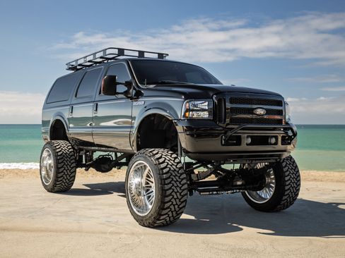 Used 2005 Ford Excursion Eddie Bauer AWD/4WD image 4