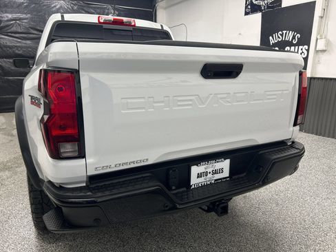 Used 2023 Chevrolet Colorado Trail Boss w/ Advanced Trailering Package AWD/4WD image 5