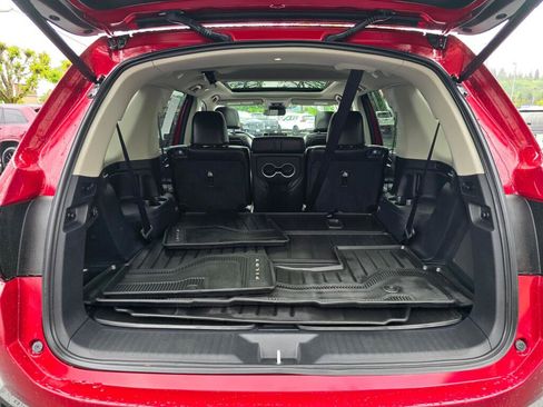 Certified 2025 Honda Pilot Elite image 7