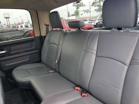 Used 2019 RAM 2500 Tradesman w/ Chrome Appearance Group AWD/4WD image 21
