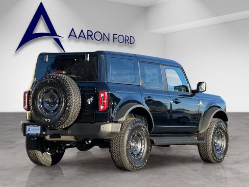 New 2025 Ford Bronco Outer Banks w/ Sasquatch Package image 5