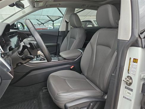 Used 2021 Audi Q8 Premium Plus w/ Premium Plus Package AWD/4WD image 24