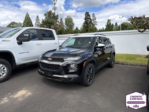 Certified 2023 Chevrolet TrailBlazer ACTIV w/ Convenience Package AWD/4WD image 1