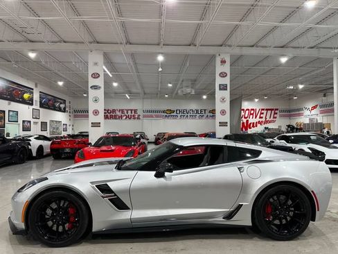 Used 2017 Chevrolet Corvette Grand Sport RWD image 2