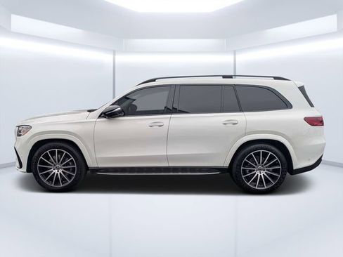 Used 2024 Mercedes-Benz GLS 450 4MATIC image 6