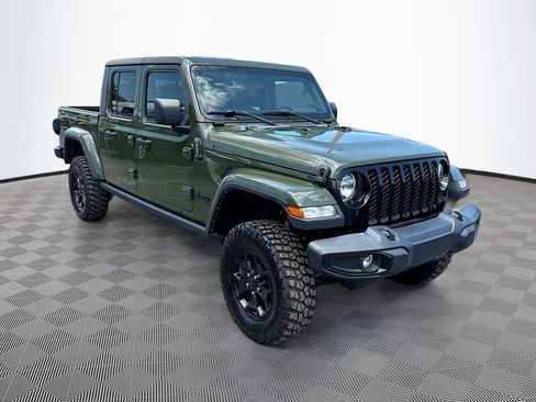 Used 2021 Jeep Gladiator Sport AWD/4WD image 4