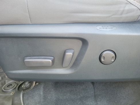 Used 2018 Toyota Tundra SR5 image 20