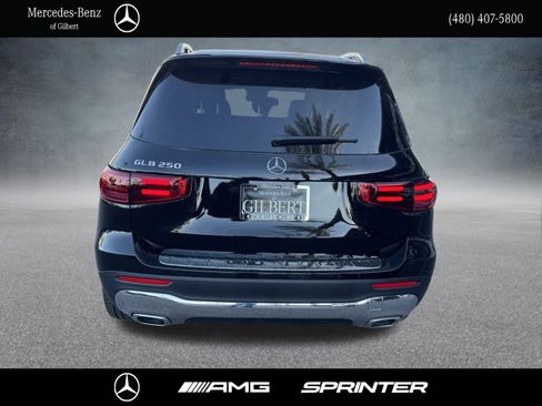 New 2026 Mercedes-Benz GLB 250 image 5