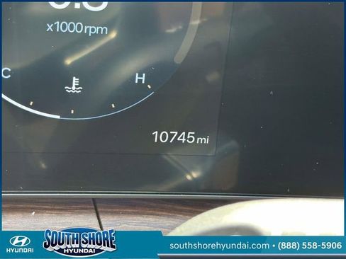 Used 2024 Hyundai Santa Fe Limited AWD/4WD image 28