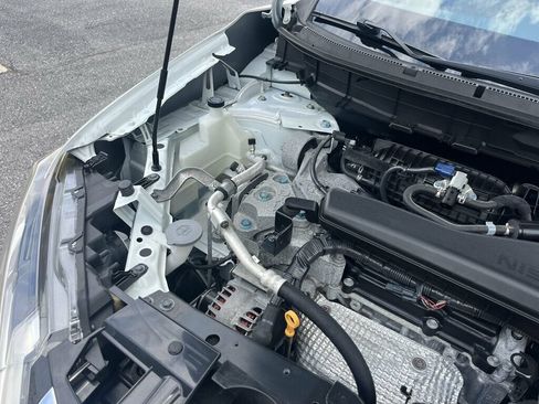Used 2020 Nissan Rogue SV w/ Premium Package FWD image 31