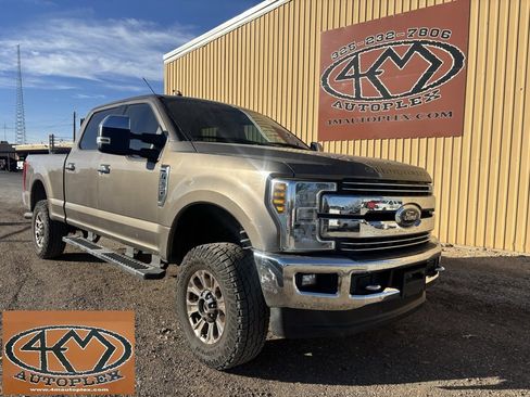Used 2018 Ford F250 Lariat w/ Chrome Package image 1