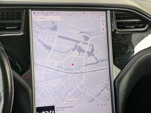 Used 2018 Tesla Model X 75D image 16