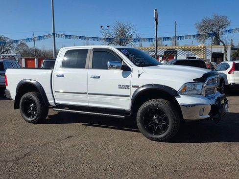 Used 2017 RAM 1500 Laramie image 33