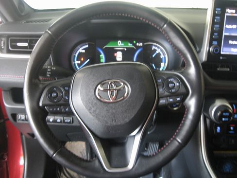 Used 2021 Toyota RAV4 XSE w/ Premium Package image 16