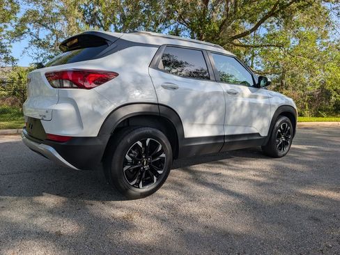 Used 2023 Chevrolet TrailBlazer LT image 9