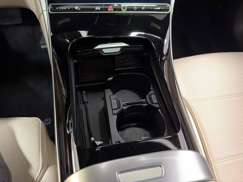 Used 2022 Mercedes-Benz C 300 4MATIC Sedan w/ Pinnacle Trim Package image 21