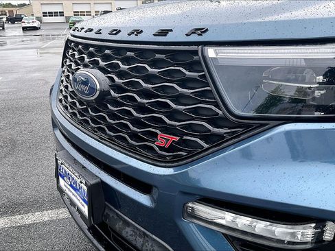 Used 2020 Ford Explorer ST w/ ST Street Pack AWD/4WD image 8
