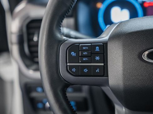 Certified 2023 Ford F150 Lariat w/ Equipment Group 502A High image 38