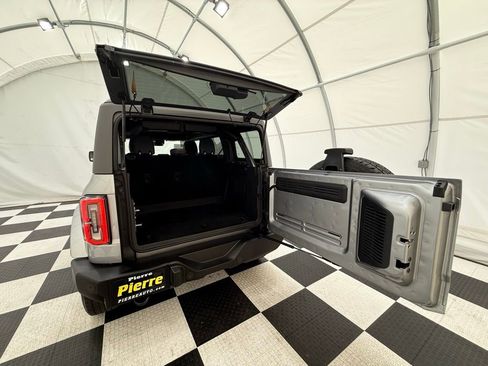 Used 2024 Ford Bronco Outer Banks image 4