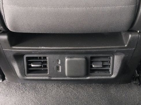 Certified 2023 Chevrolet Silverado 1500 LT AWD/4WD image 18