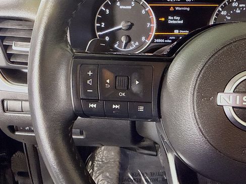 Used 2023 Nissan Rogue SV w/ SV Premium B Package AWD/4WD image 14