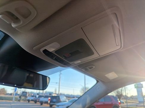 New 2026 Honda Pilot EX-L image 17