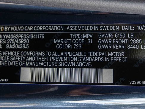 Used 2025 Volvo XC90 B6 Plus image 31