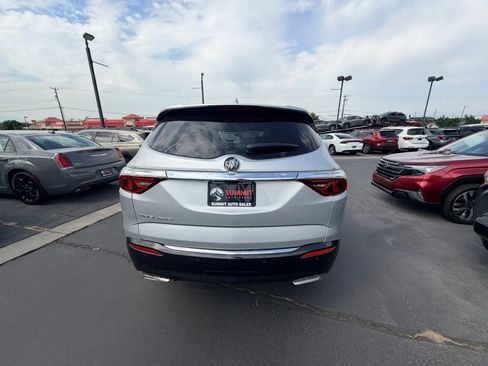 Used 2022 Buick Enclave Premium w/ Surround and Sites Package AWD/4WD image 4