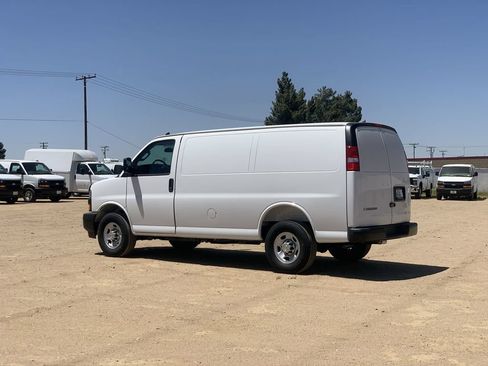 New 2026 Chevrolet Express 2500 w/ Driver Convenience Package RWD image 6