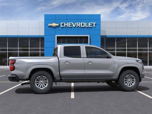 New 2025 Chevrolet Colorado LT w/ LT Convenience Package RWD image 30