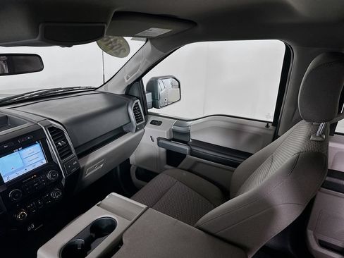 Used 2018 Ford F150 XLT w/ Equipment Group 302A Luxury AWD/4WD image 29