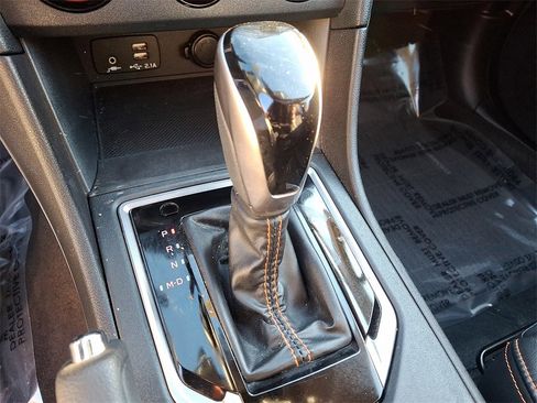 Certified 2021 Subaru Crosstrek 2.5i Limited w/ Moonroof Package 2 image 16