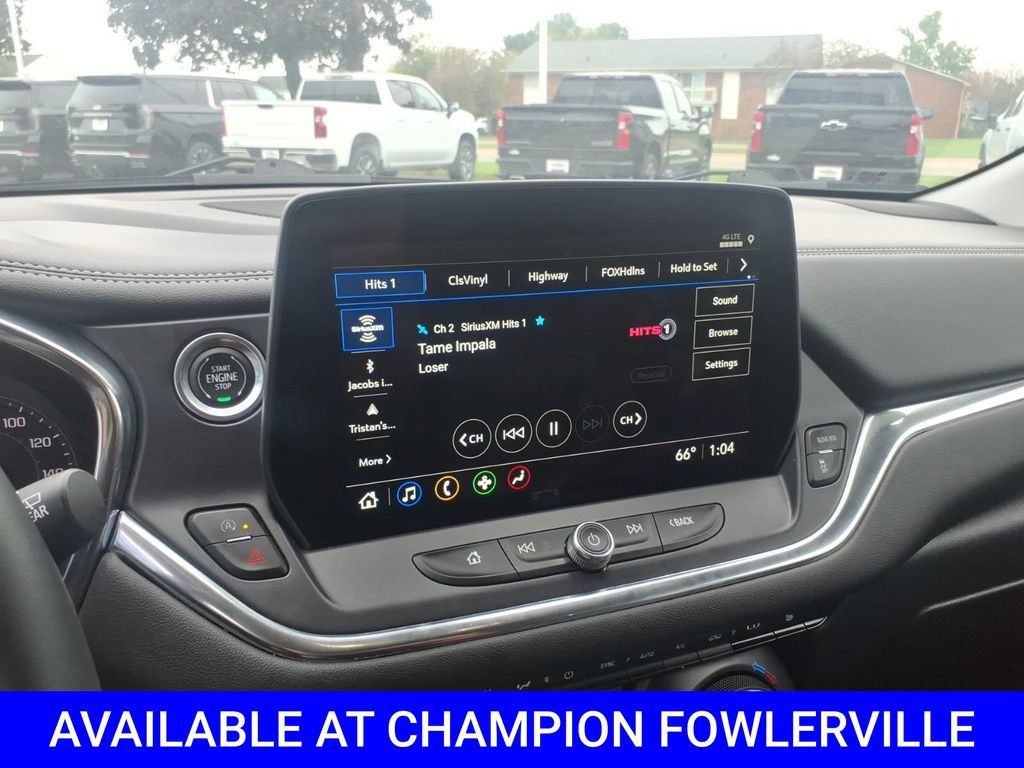 Used 2023 Chevrolet Blazer LT FWD image 19