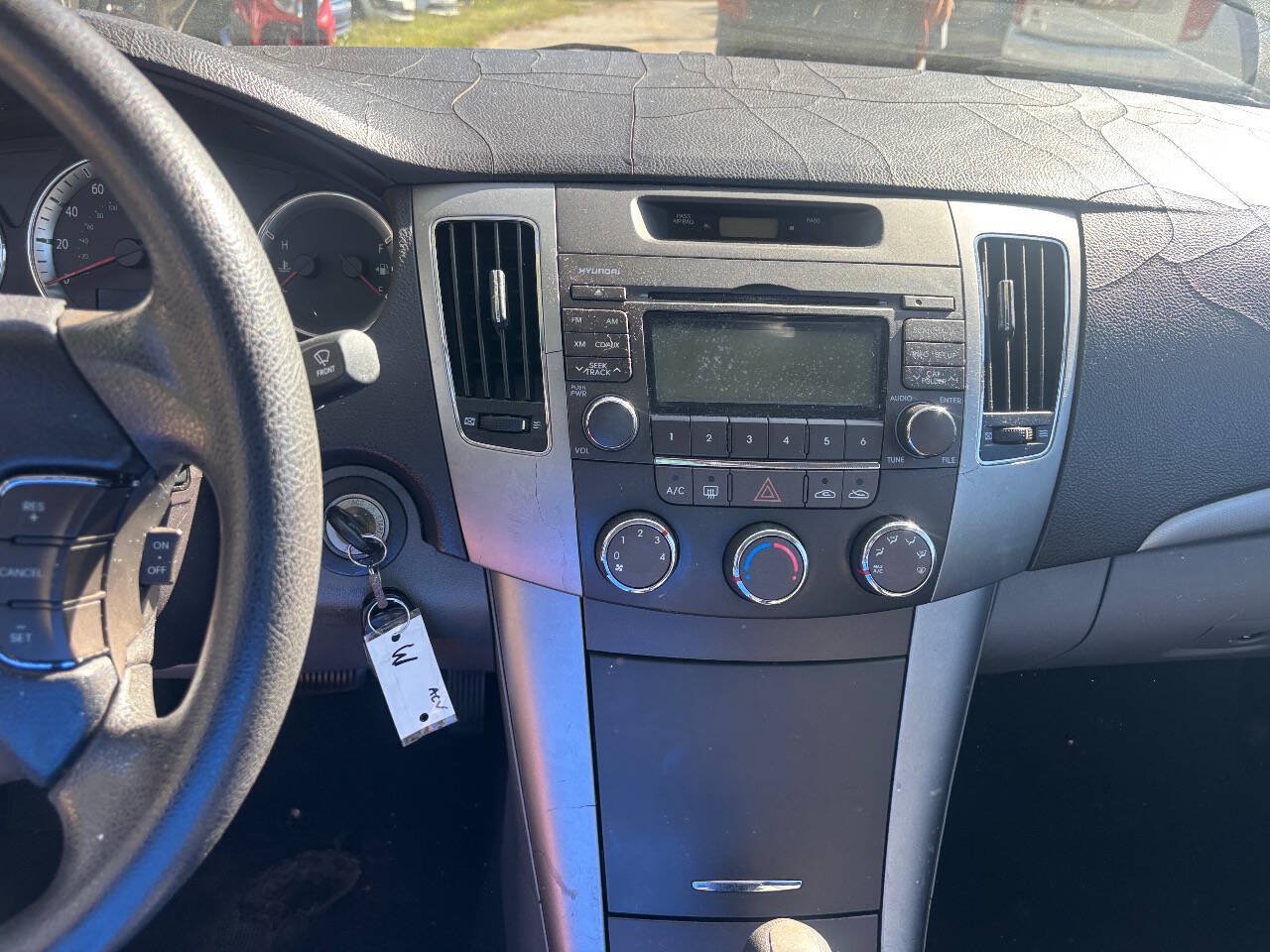 Used 2010 Hyundai Sonata GLS FWD image 11