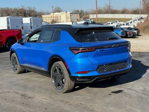 New 2026 Chevrolet Equinox EV RS image 3