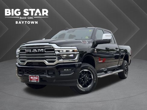 Used 2025 RAM 2500 Laramie AWD/4WD image 1