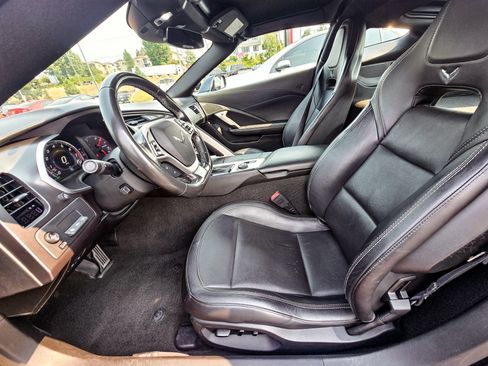 Used 2019 Chevrolet Corvette Z06 image 9
