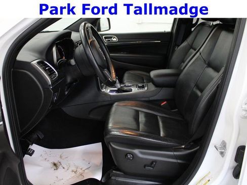 Used 2020 Jeep Grand Cherokee Limited image 14