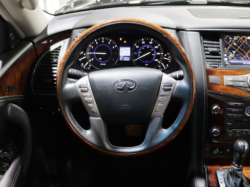 Used 2017 INFINITI QX80 Base w/ Deluxe Technology Package image 18