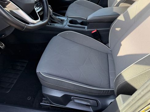 Used 2025 Volkswagen Jetta Sport FWD image 20