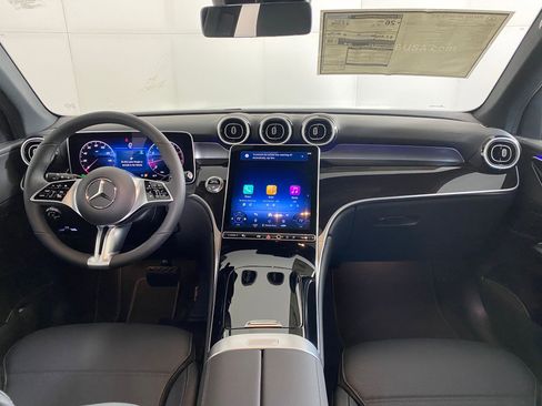 Used 2026 Mercedes-Benz GLC 300 4MATIC image 15