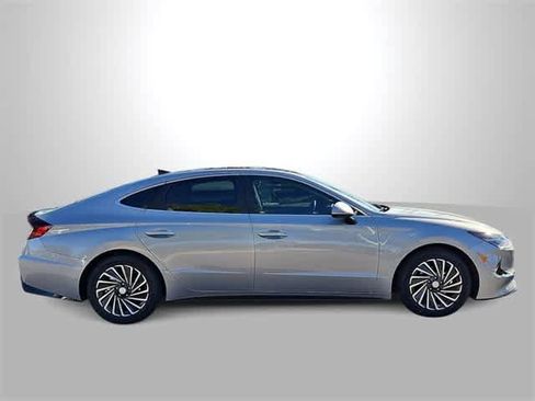 Certified 2023 Hyundai Sonata Limited image 9