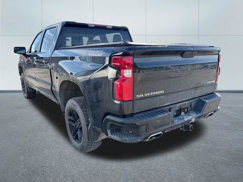 Used 2021 Chevrolet Silverado 1500 Custom Trail Boss AWD/4WD image 2