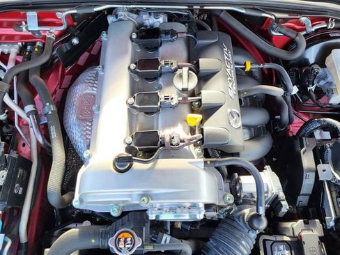 Used 2017 MAZDA MX-5 Miata RF Grand Touring image 18