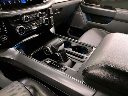 Used 2021 Ford F150 Lariat w/ Equipment Group 501A Mid AWD/4WD image 16