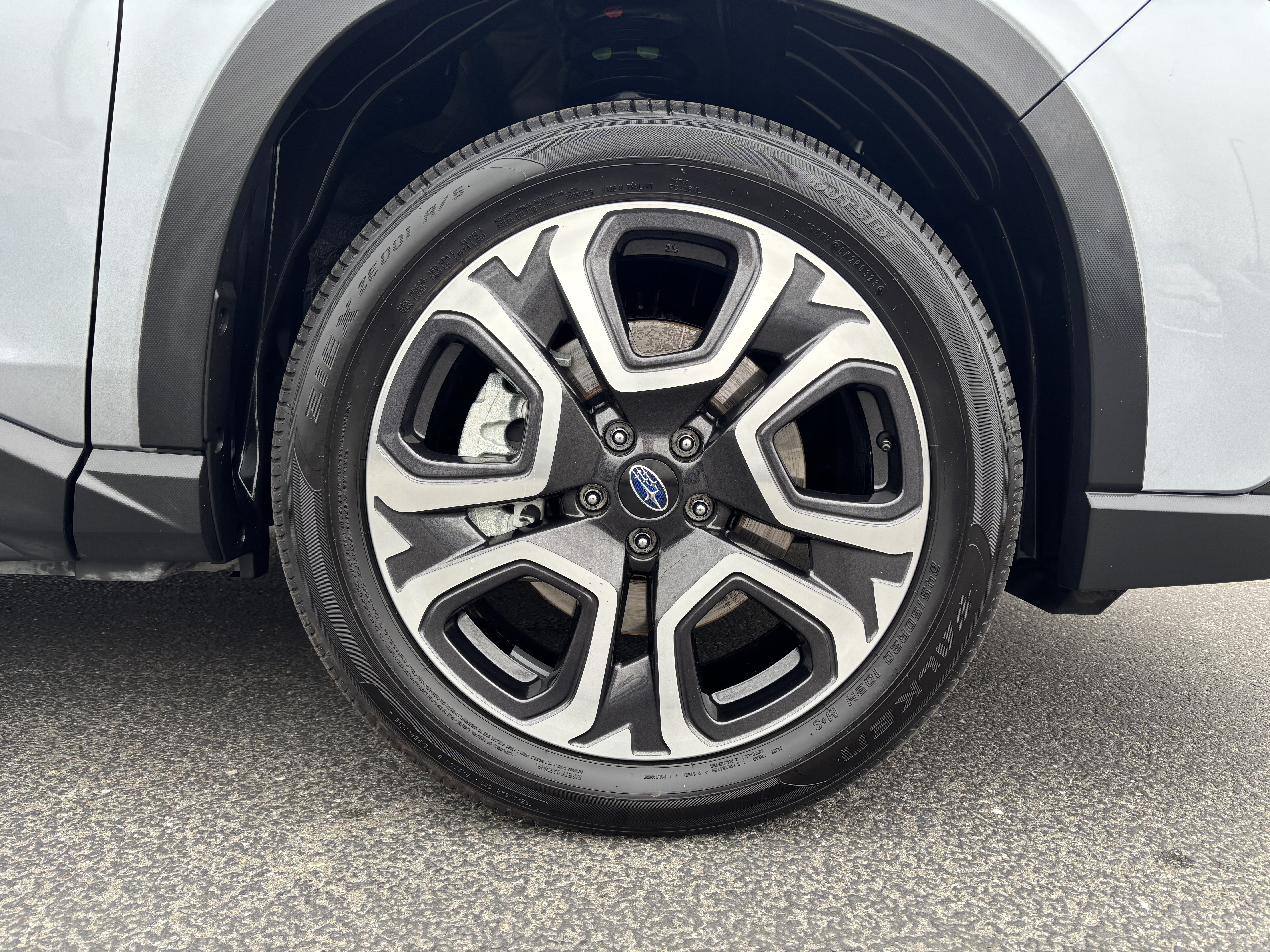 Used 2023 Subaru Ascent Limited AWD/4WD image 9