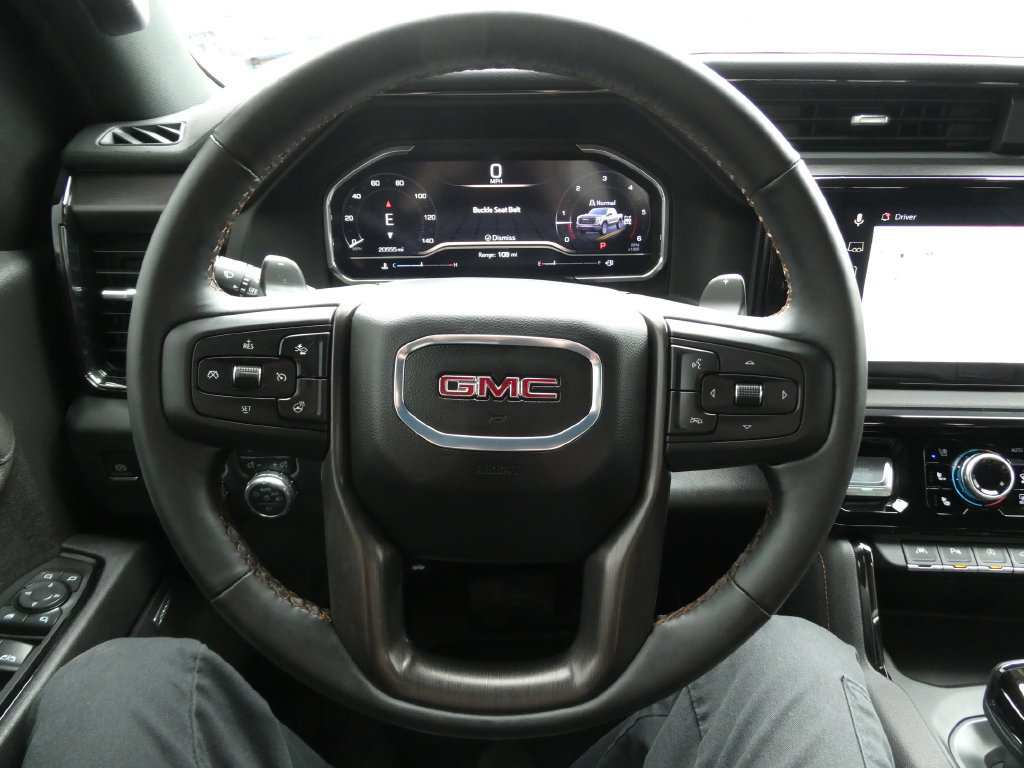 Used 2025 GMC Sierra 1500 AT4 w/ AT4 Premium Package AWD/4WD image 36