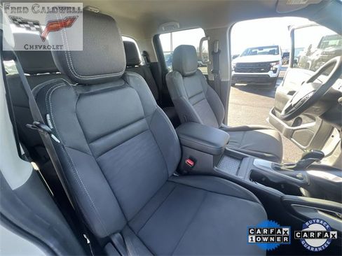 Used 2022 Nissan Frontier SV image 27