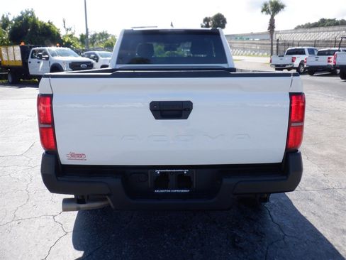 Used 2024 Toyota Tacoma SR image 4